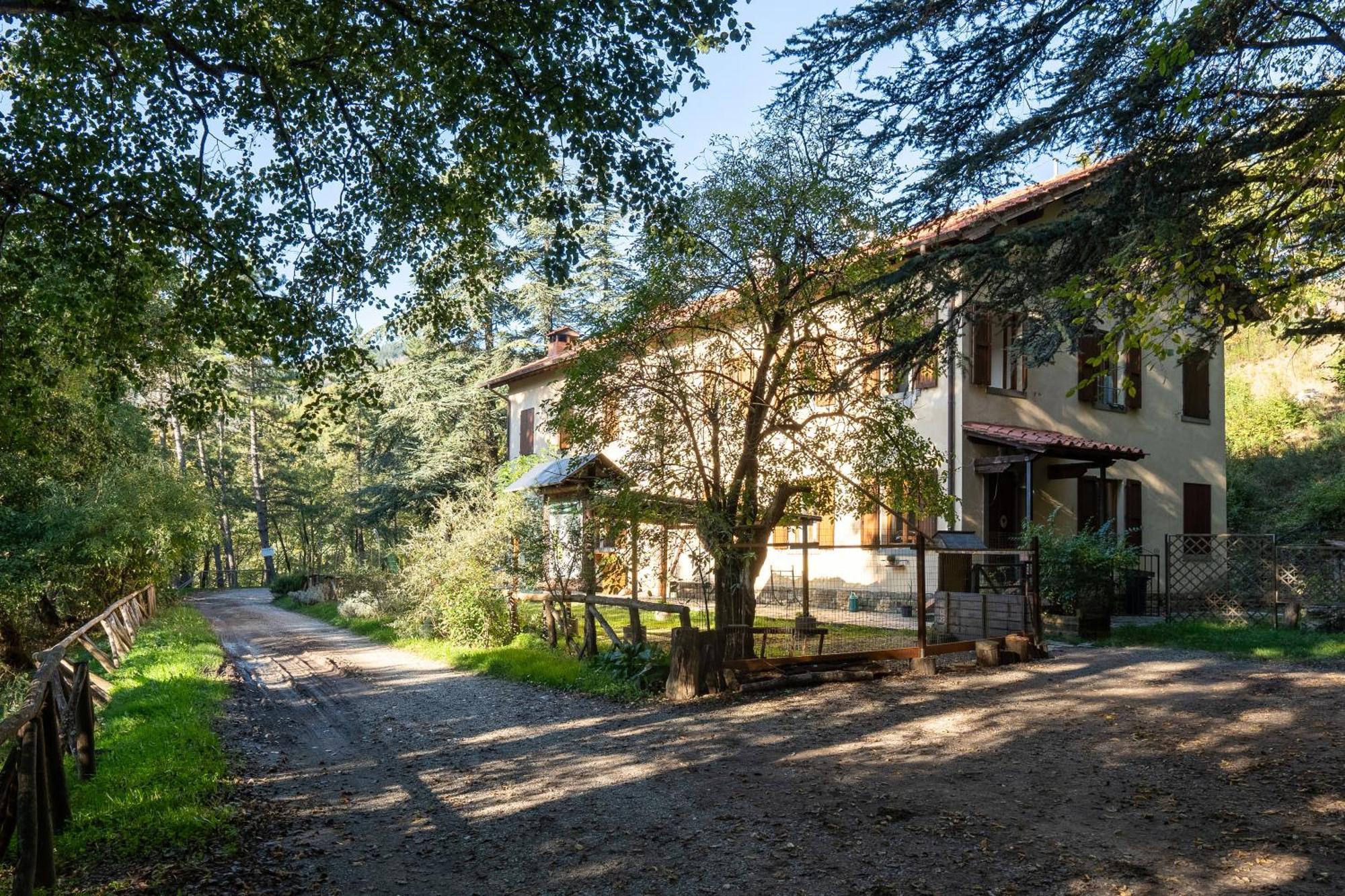 Rifugio Asqua Villa Poppi Eksteriør bilde